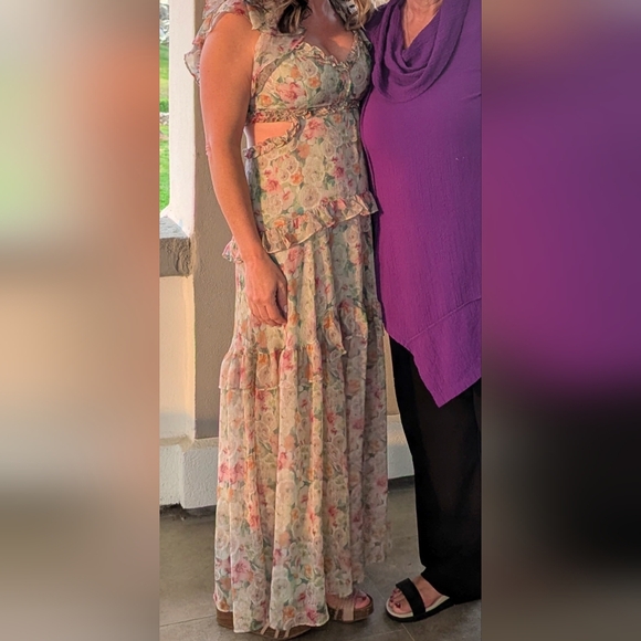 Astr Floral Ruffle Maxi Dress in Soft Pastels - Picture 9 of 9